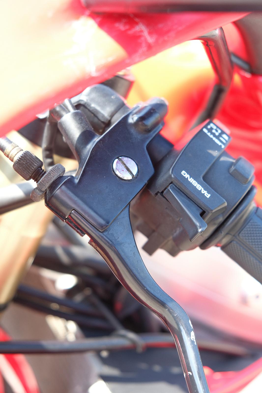 Honda RVF400R NC35 – 18,101 km / Mechanically Perfect /Y2000
